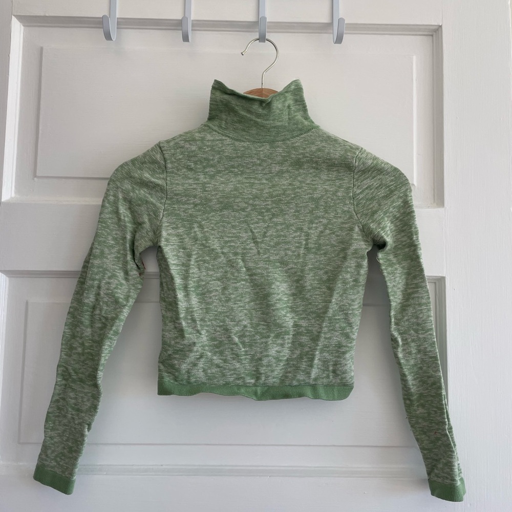 VRG GRL Green Turtleneck Cropped Sweater